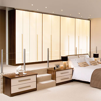 HIGHGLOSS-PANELS-Simple-design